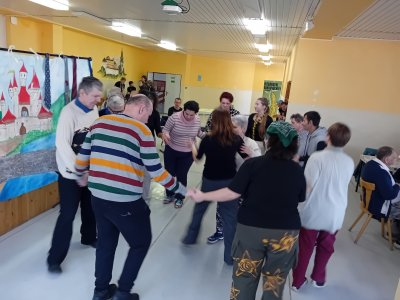 Internátni dobrovoľníci banska stiavnica